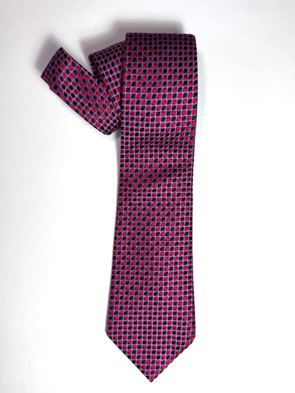 Turnbull & Asser Made in England 100% Silk Geometric Tie Red Blue